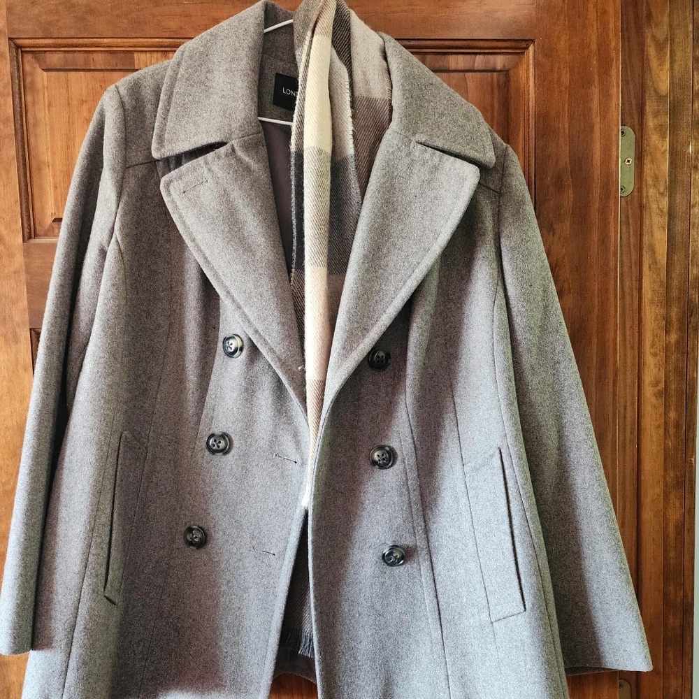 London Fog Coat and Scarf 60% Wool Large